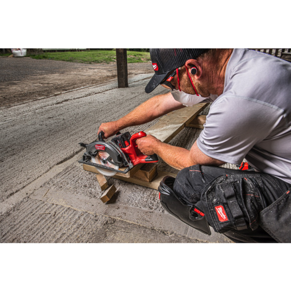 <BRAND>, Milwaukee M18FCSRH662-0 Fuel Gen 2 Rear Handle Saw