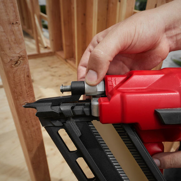 Milwaukee Power Tools, , Milwaukee M18FFN-502C 'FUEL' Cordless Framing Nailer