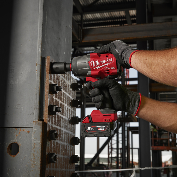 Milwaukee Power Tools, , Milwaukee M18FHIW2F12-601FX Fuel High Torque Impact Wrench  1/2" Kit