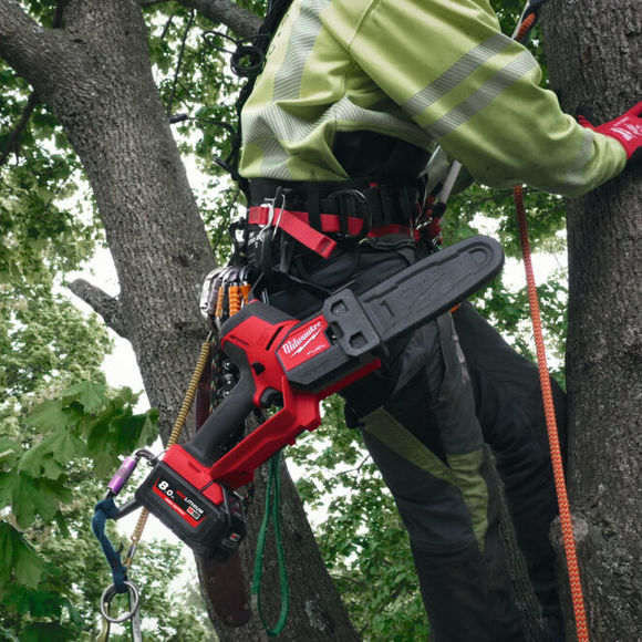 Milwaukee Power Tools, , Milwaukee M18FHS20-552 FUEL Hatchet Pruning Saw Kit