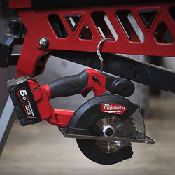 Milwaukee M18FMCS 0 FUEL Metal Cutting Circular Saw