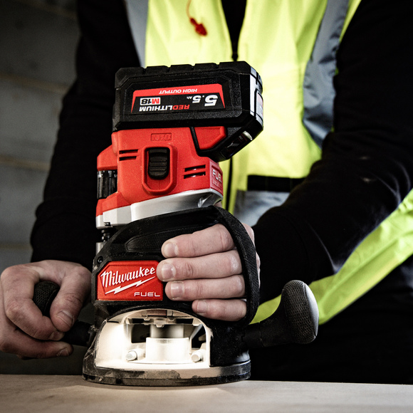 M18 FUEL Compact Router