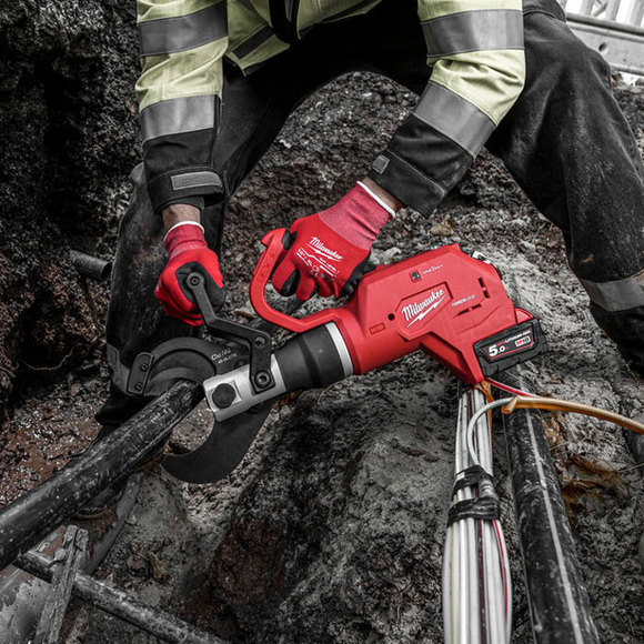 Milwaukee Power Tools, , Milwaukee M18HCC75R-502C Remote Underground Cable Cutter