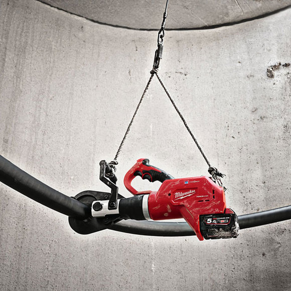 Milwaukee Power Tools, , Milwaukee M18HCC75R-502C Remote Underground Cable Cutter