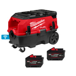 Milwaukee M18ONEF2VC34M-122F M Class 34L Extractor c/w 2 x M18FB12 Batteries