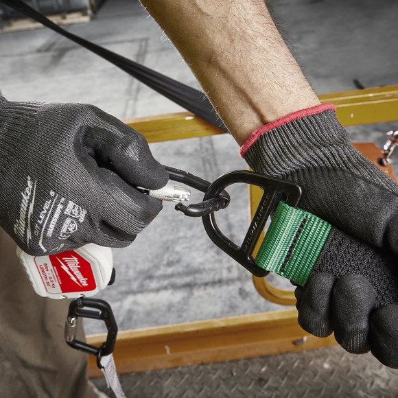 Milwaukee Power Tools, , Milwaukee Quick-Connect Retractable Tool Lanyard 2.2 kg 