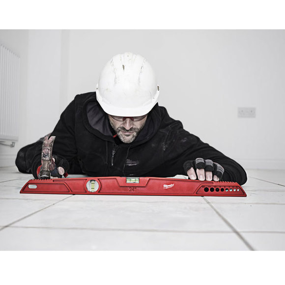Milwaukee Power Tools, , Milwaukee REDCAST 80cm Die-Cast Level