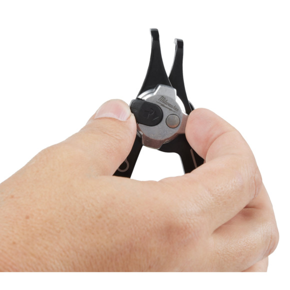 Milwaukee Power Tools, , Milwaukee Small 90 Degree Circlip Plier 0.9mm